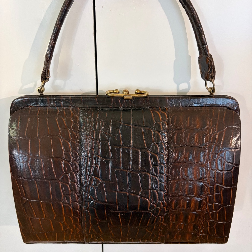 Vintage Authentic Crocodile Alligator Leather Shoulder Bag Purse Brown